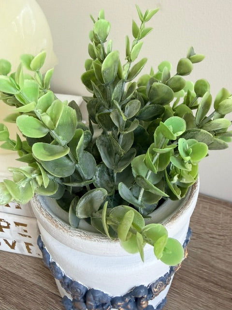 Greenery close up.