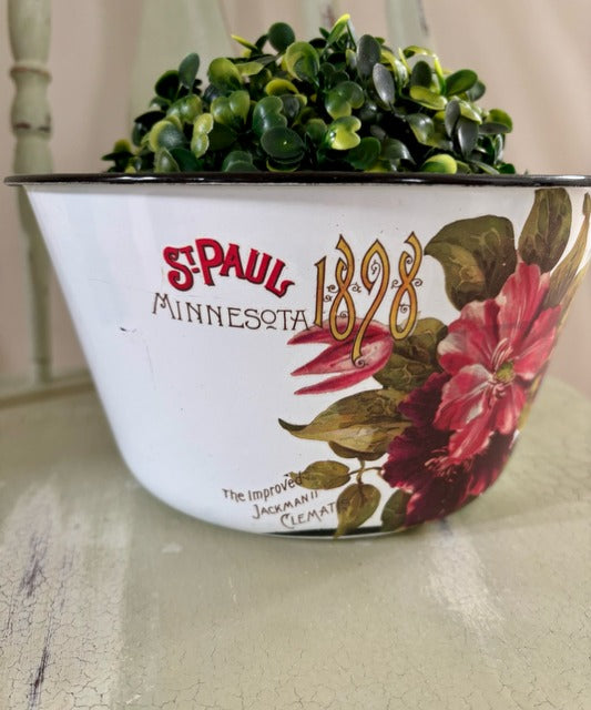 Decorative bowl with green topiary ball