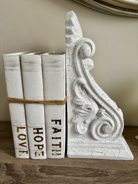 Decorative corbel with books 